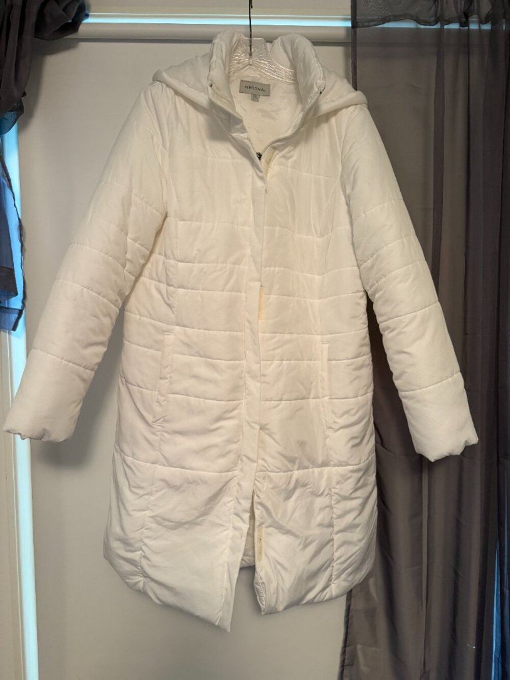 Merona White Long Hooded Puffer Coat XXL Like New